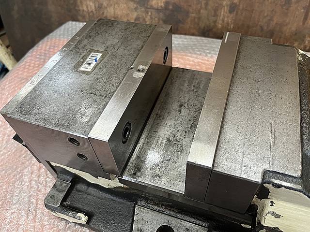 C180698 マシンバイス 津田駒 VF-175_1