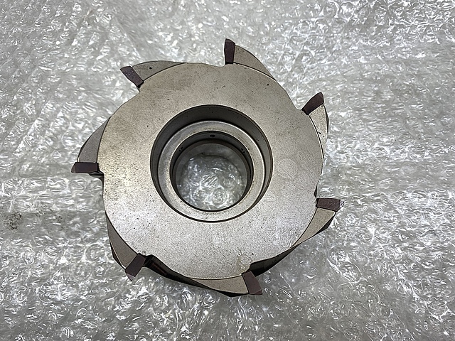 C182352 フェイスミル 三菱マテリアル BXD4000-125B07RA_0