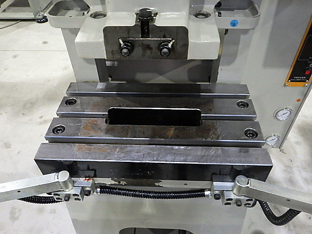 H019610 Ｃ型プレス アマダ TP-25_3