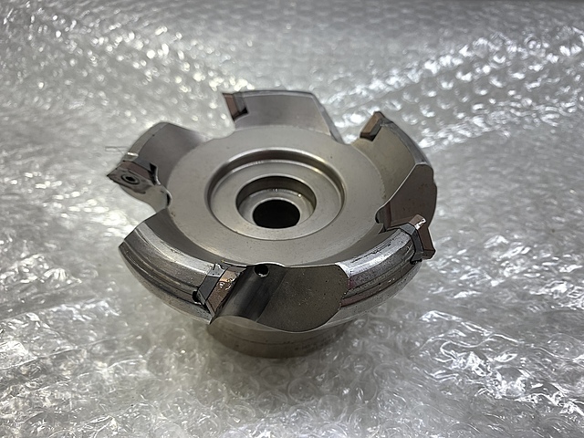 C182461 フェイスミル 住友電工（イゲタロイ） WGX13100R_1