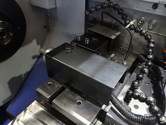 H019002 櫛刃型ＮＣ旋盤 高松 XW-30_4