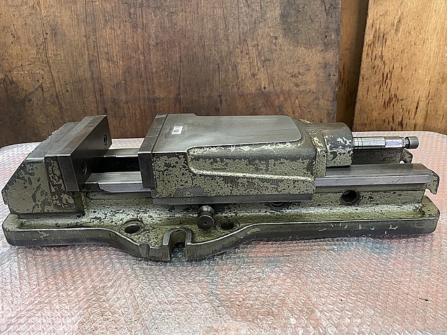 C181534 油圧バイス 武田機械 TK-150HVS_0