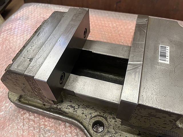 C181534 油圧バイス 武田機械 TK-150HVS_1