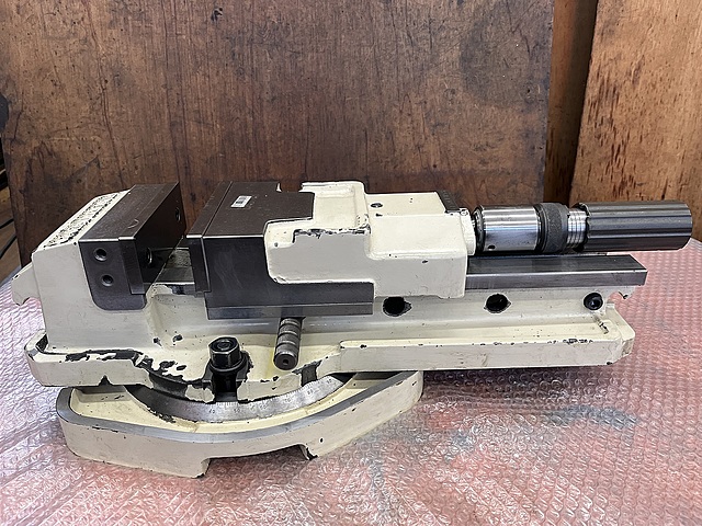 C181908 油圧バイス 津田駒 VH-150_0