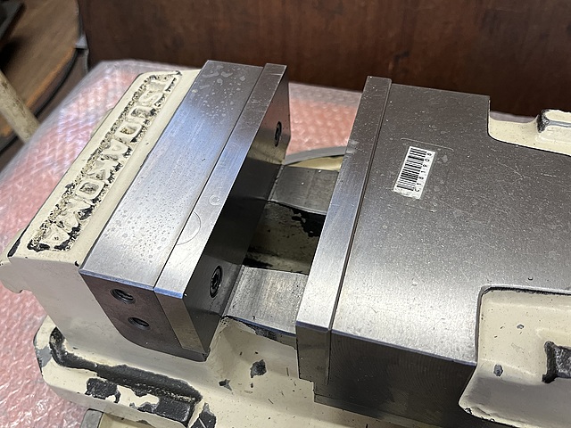 C181908 油圧バイス 津田駒 VH-150_1