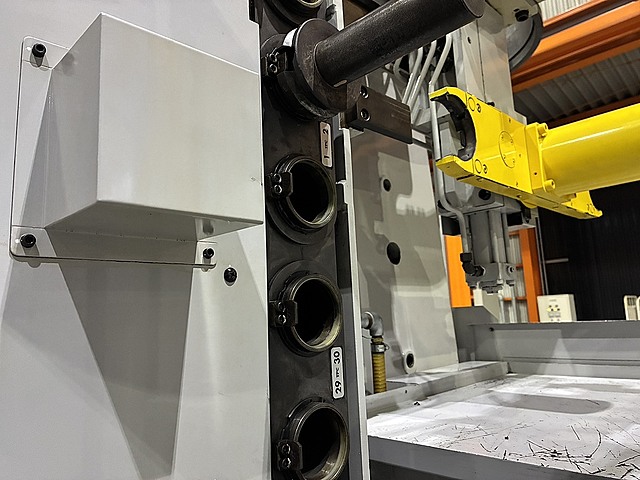 H019702 ＮＣ横フライス 山崎技研 YZB-88ATC_16