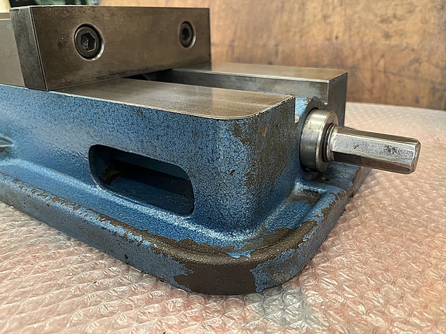 C182080 精密マシンバイス ナベヤ LT-80_5