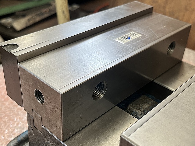 C182567 精密マシンバイス ナベヤ LT-80_2