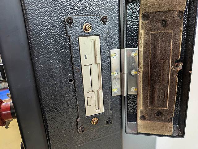 P008881 立型マシニングセンター ヤマザキマザック FJV-250_12