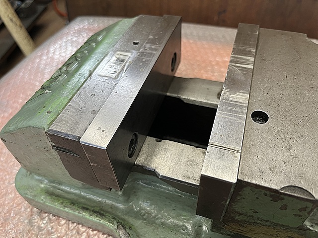 C180904 油圧バイス 武田機械_1