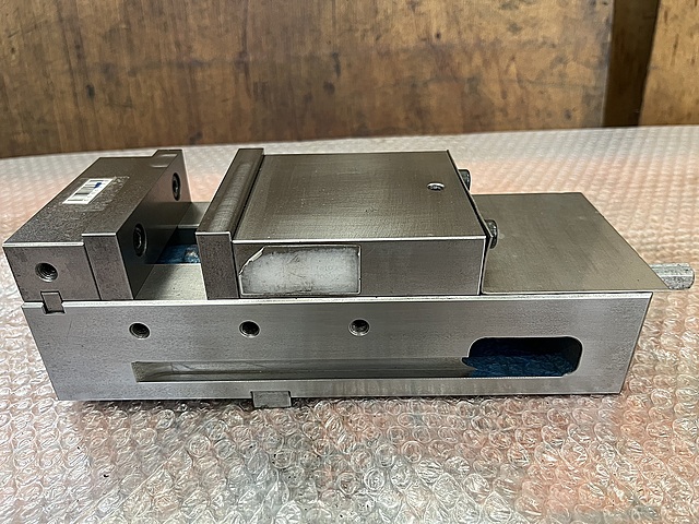 C181958 ロックタイト精密マシンバイス ナベヤ LT40MC_0