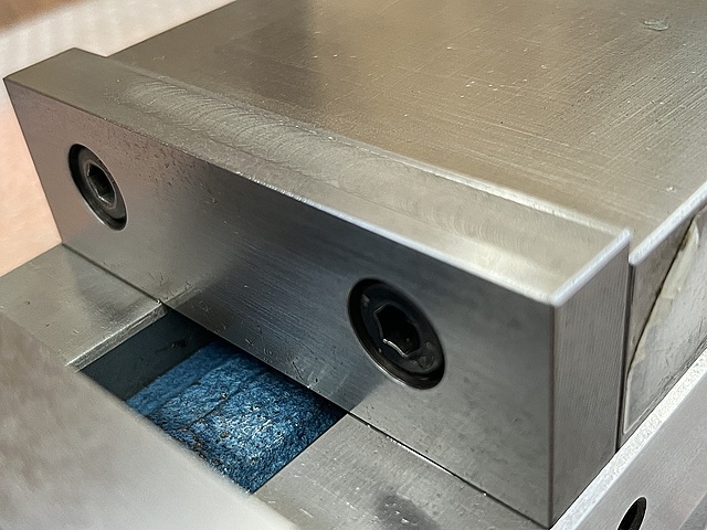 C181958 ロックタイト精密マシンバイス ナベヤ LT40MC_3