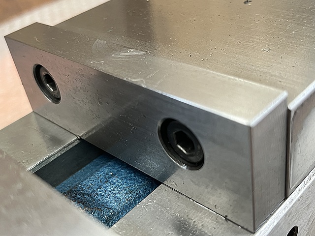 C181956 ロックタイト精密マシンバイス ナベヤ LT40MC_3