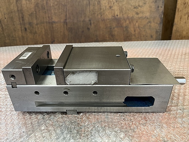 C181955 ロックタイト精密マシンバイス ナベヤ LT40MC_0