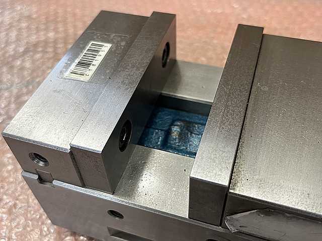 C181955 ロックタイト精密マシンバイス ナベヤ LT40MC_1