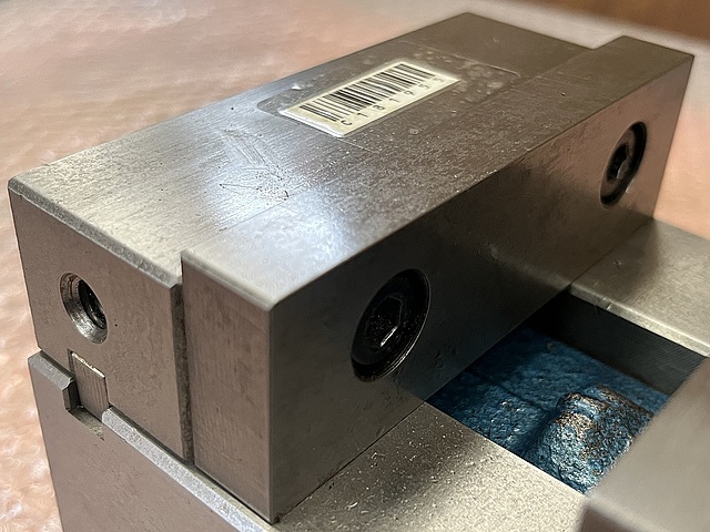 C181955 ロックタイト精密マシンバイス ナベヤ LT40MC_2