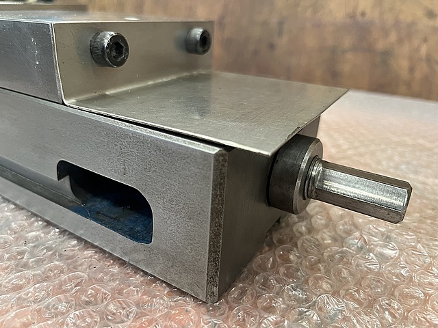 C181957 ロックタイト精密マシンバイス ナベヤ LT40MC_5