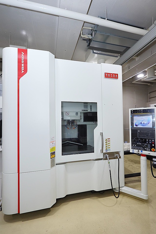G005979 立型マシニングセンター 安田工業 YBM-950V_0