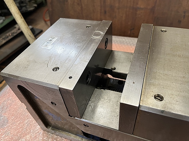 C181421 ロックタイトFAマシンバイス ナベヤ 150_1