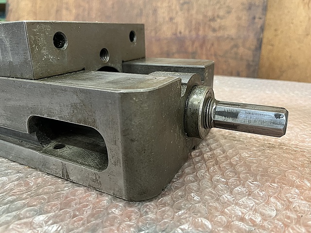 C178201 精密マシンバイス ナベヤ LT150L_5