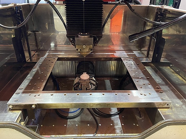 P009055 ＮＣワイヤーカット アマダ AD0_3