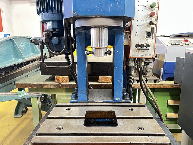 C181719 油圧プレス JAM HYP-305S_4