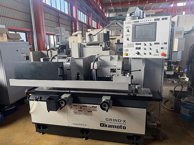 P009148 ＮＣ円筒研削盤 岡本工作 OGM250EXⅢ