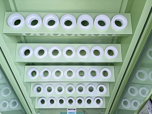 C183251 ツールラック サカエ BT40/HSK63_2