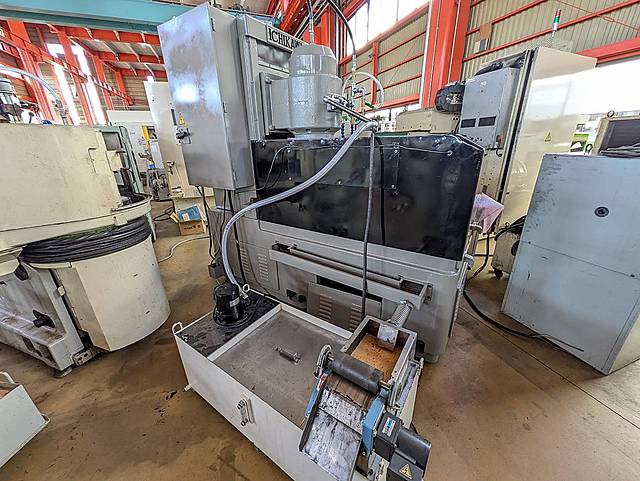 P008918 ロータリー研削盤 市川製作所 ICB-240_1