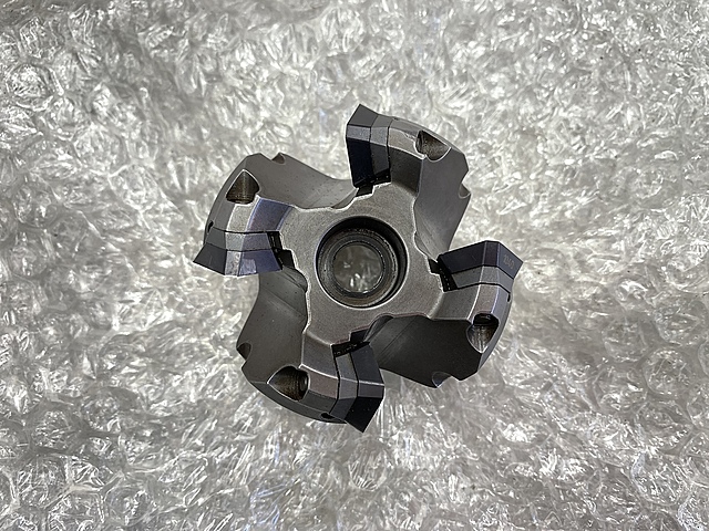 C183452 フェイスミル サンドビック R245-050Q22-12M_1