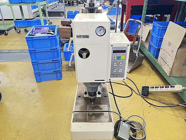 C176919 リベッティングマシン 吉川 US-66