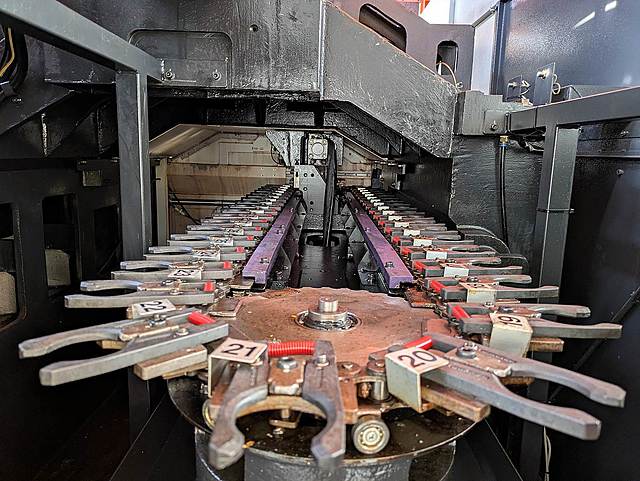 P009033 五軸加工機 ヤマザキマザック VARIAXIS 630-5X_13