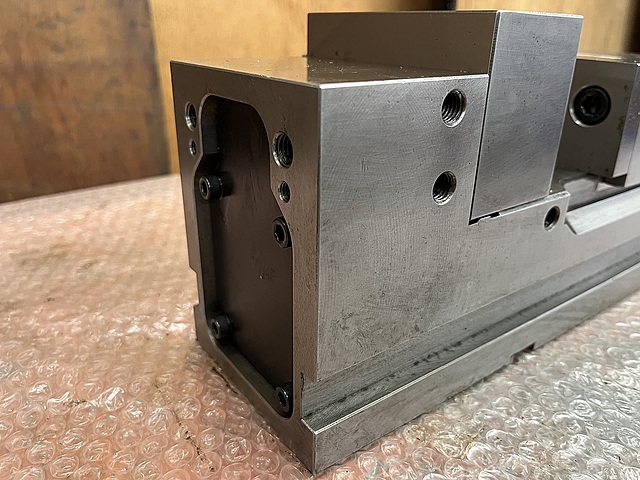 C183133 治具マシンバイス 津田駒 VJ-100_4