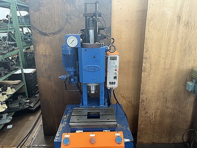 C181719 油圧プレス JAM HYP-305S_1