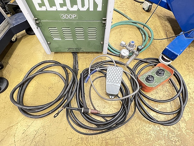 C181504 TIG溶接機 ダイヘン AVP-300_2