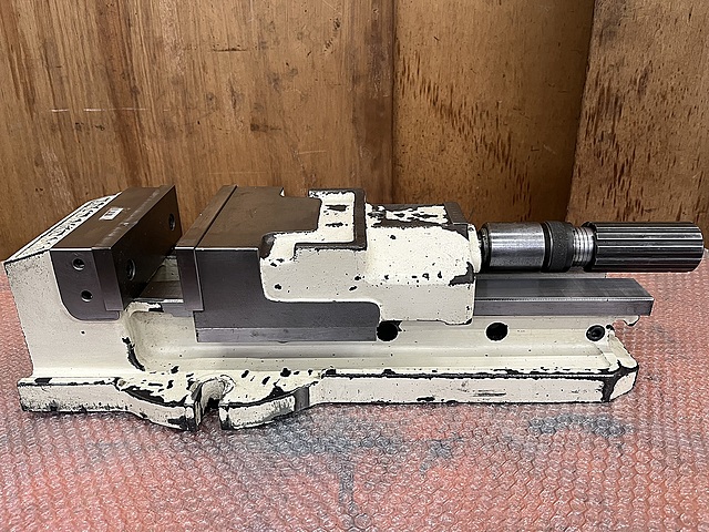 C183262 油圧バイス 津田駒 VH-175_0