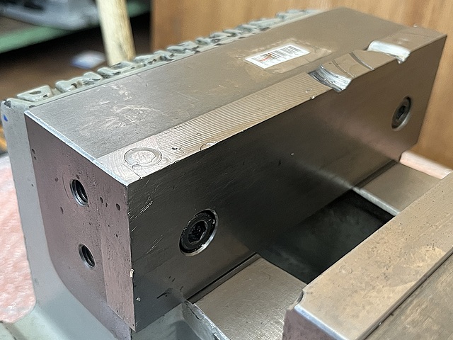 C183261 油圧バイス 津田駒 VH-200_2