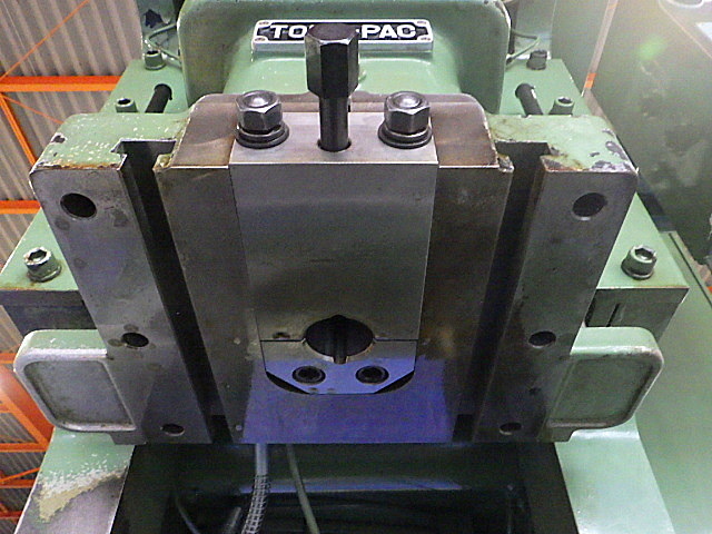 H019794 Ｃ型プレス アマダ TP-35C-X2_4