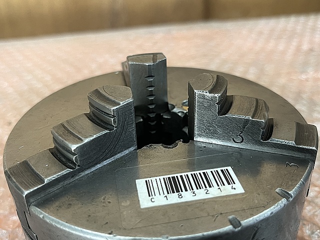 C183214 スクロールチャック -- 4吋_3