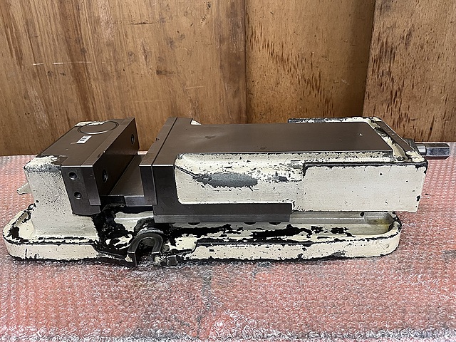 C183228 精密マシンバイス 津田駒 VR-200_0