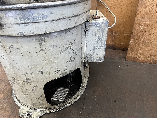 C183867 ペールカン用脱油機 田中技研 TBP-12_5