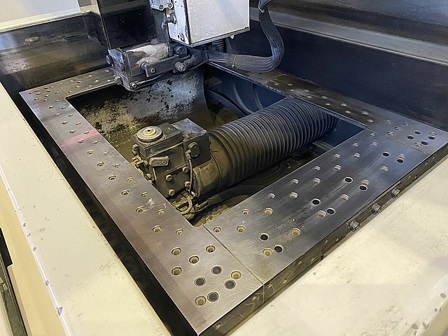 P009183 ＮＣワイヤーカット 牧野フライス製作所 UP53J_4