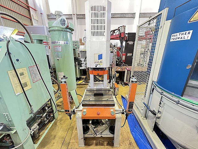 C183907 油圧プレス JAM HYP1000