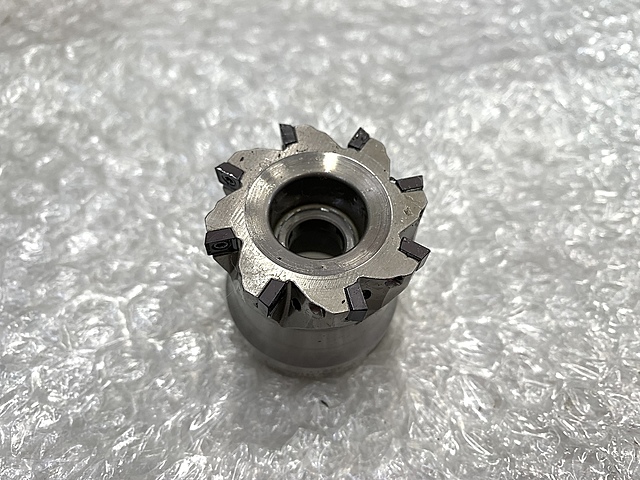 C184118 フェイスミル タンガロイ TPD05R040M22.0E08_1