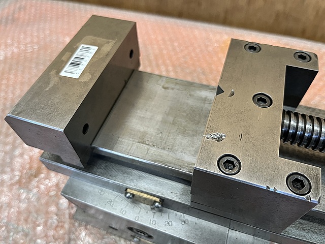 C184206 傾斜精密バイス -- 100_1