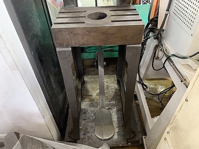 C175798 蹴飛ばしプレス 遠藤プレス_4