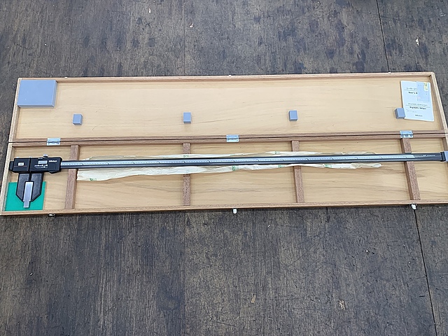 C184213 デジタルノギス ミツトヨ CFC-P150(552-305)_0