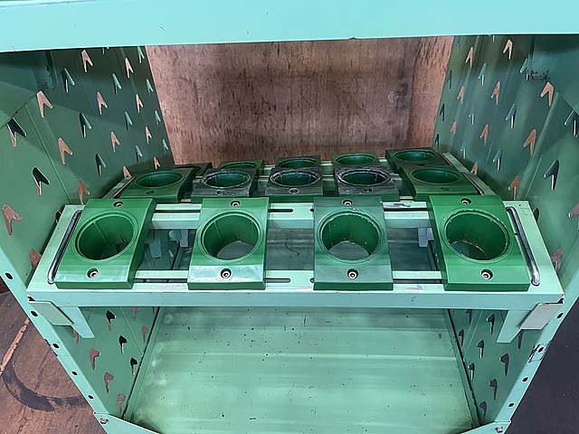 C184125 ツールラック サカエ BT/NT50_2