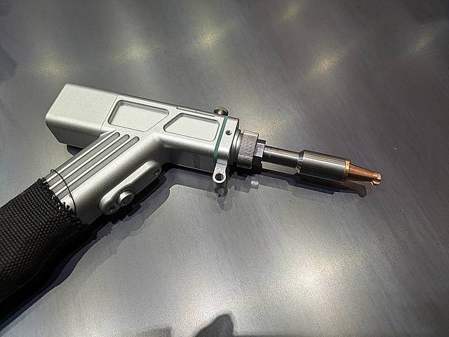 P009192 ファイバーレーザー溶接機 bodor Pro1500_4