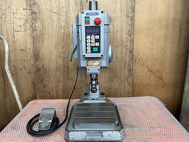 C183141 タッピング盤 ブラザー BT61-511